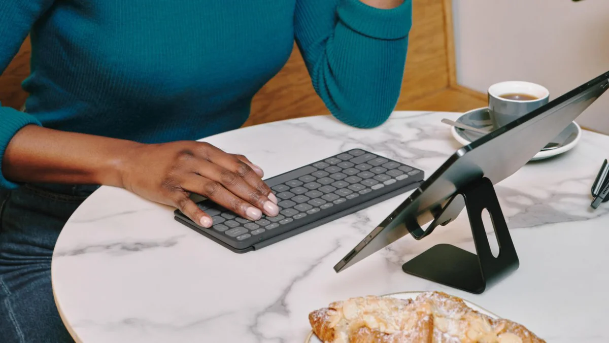 Logitech Keys-To-Go 2 Tastatur Saks Trådløs